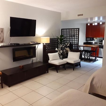 Riverview, Studio 507, Beach Steps Away!+Pool+Wifi รัสกิน ภายนอก รูปภาพ