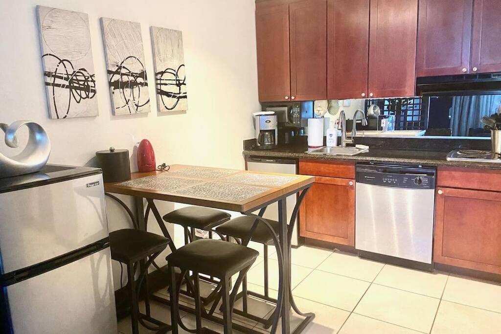 Riverview, Studio 507, Beach Steps Away!+Pool+Wifi รัสกิน ภายนอก รูปภาพ