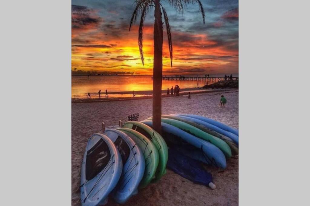 Riverview, Studio 507, Beach Steps Away!+Pool+Wifi รัสกิน ภายนอก รูปภาพ