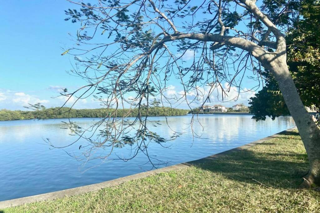 Riverview, Studio 507, Beach Steps Away!+Pool+Wifi รัสกิน ภายนอก รูปภาพ